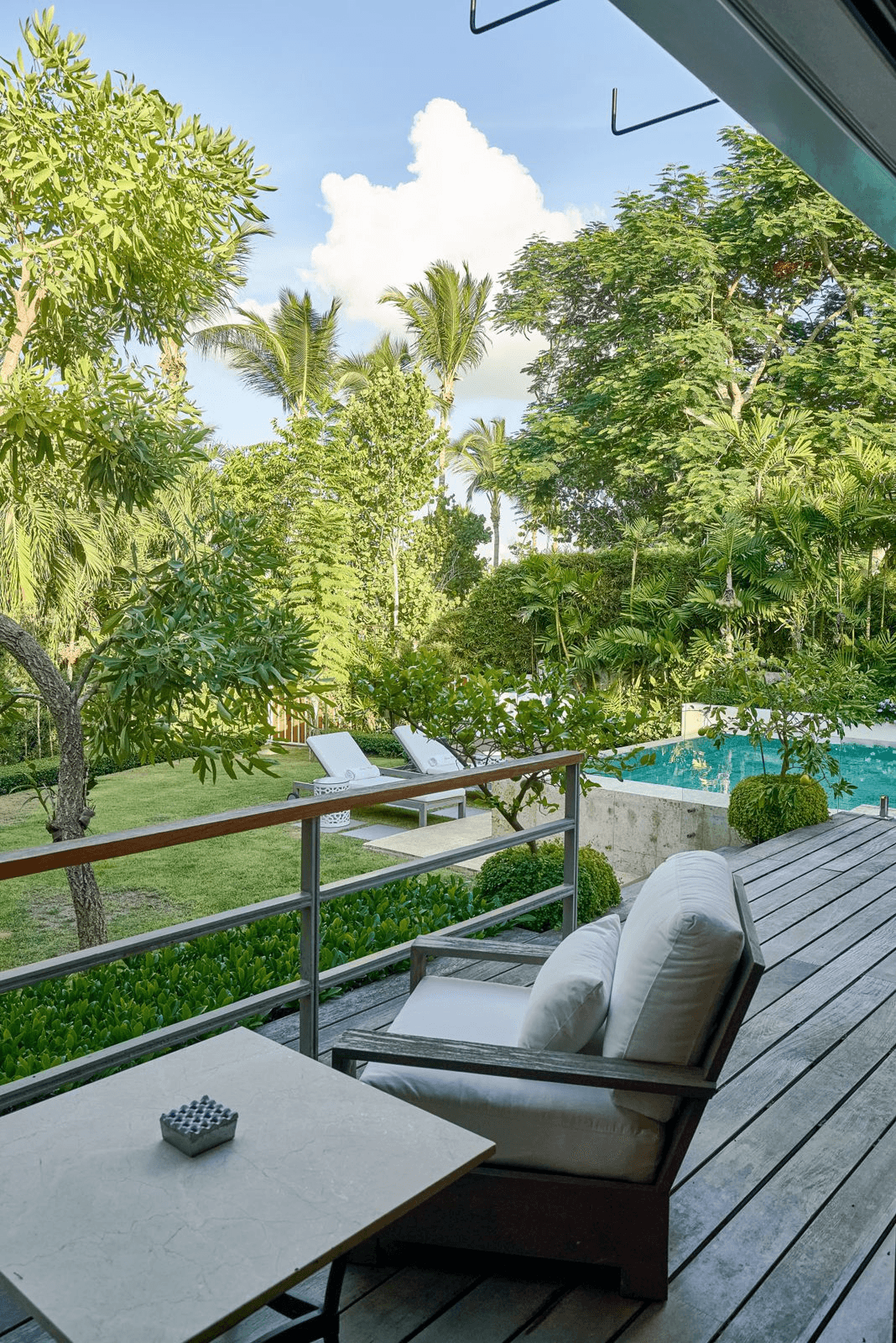 Interior de propiedad curada por Luxvana